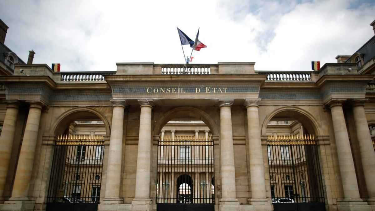 فضيحة تهز فرنسا.. مسؤول حكومي يستغل مقابلات العمل لإذلال النساء